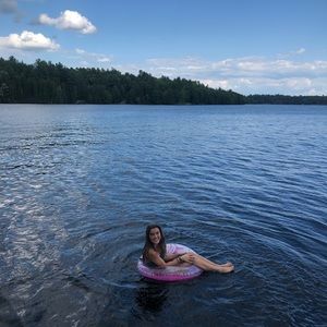 Meet your Posher, Sarah